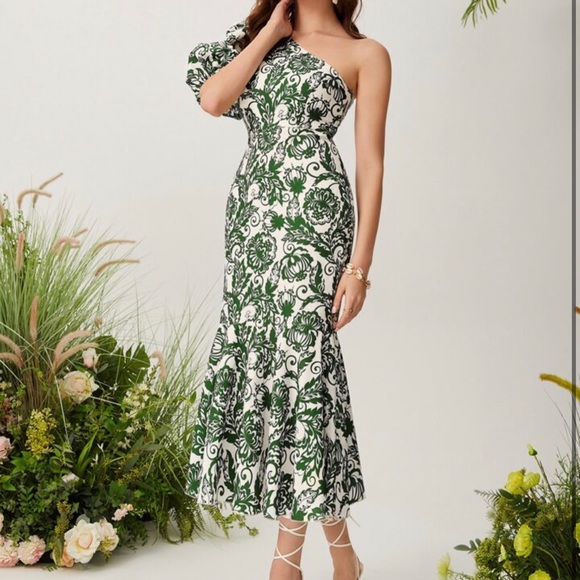 Floral Print One Shoulder Sleeve Mermaid Hem Dress - Picture 2 of 3